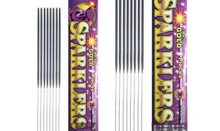 烟花树上孔雀开屏 烟花树上孔雀开屏